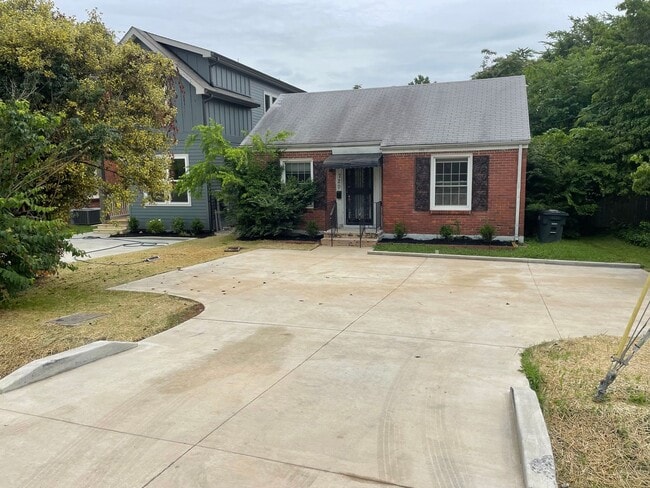 property at 720 Groves Park Rd