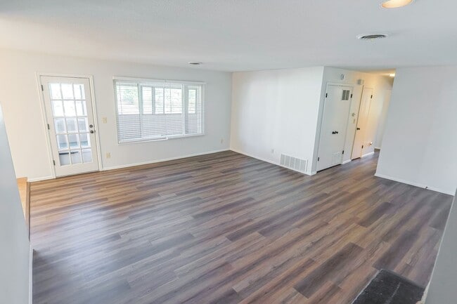 6520 Delmonico Dr in Colorado Springs, CO - Building Photo - Building Photo