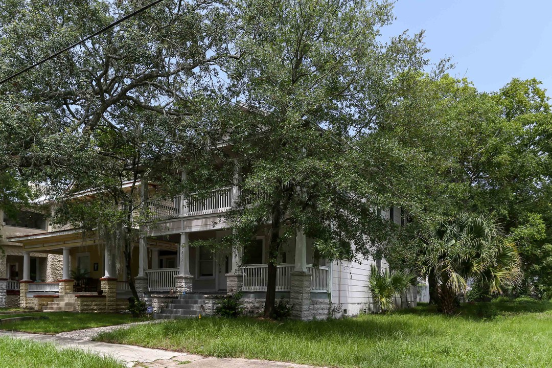 1509 Silver St in Jacksonville, FL - Foto de edificio