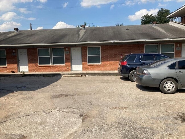 5130 Chapman St in Houston, TX - Building Photo - Building Photo
