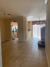 4896 Fiorazante Ave in Orlando, FL - Foto de edificio - Building Photo