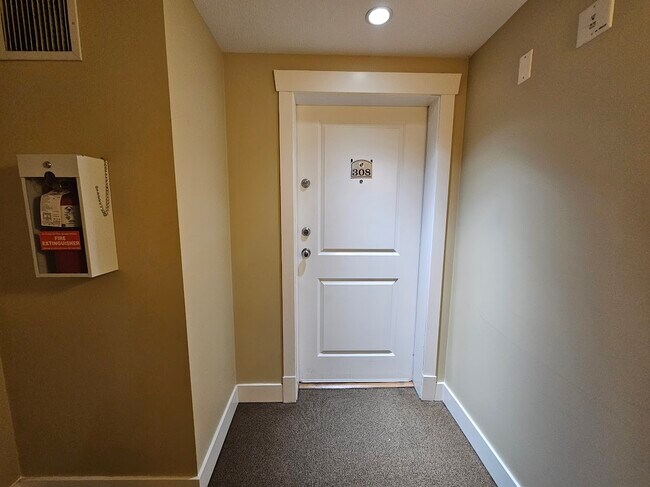 33255 Old Yale Rd in Abbotsford, BC - Building Photo - Building Photo