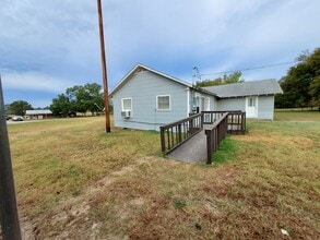188 Co Rd 3070 in Crockett, TX - Building Photo - Building Photo