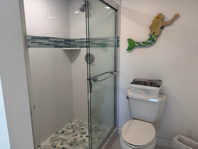 property at 4801 Martinique Pl