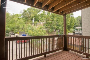 1616 Beacon St, Unit 3 in Brookline, MA - Building Photo