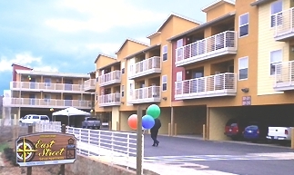 East Street Senior Apartments in Redding, CA - Building Photo