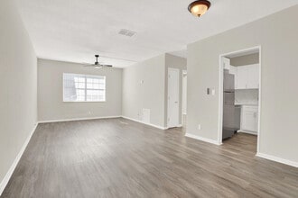 299 SW 7th St in Boca Raton, FL - Building Photo - Building Photo