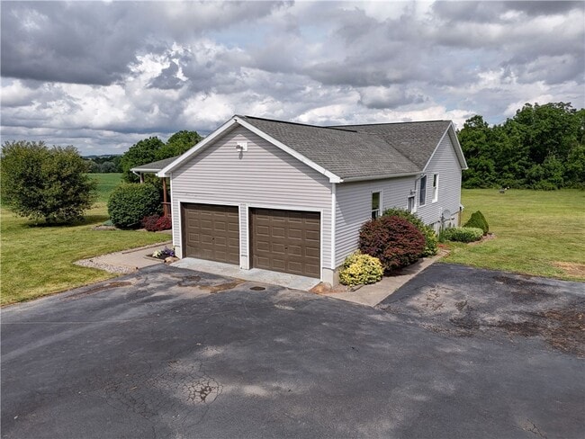 681 NY-364 in Middlesex, NY - Building Photo - Building Photo