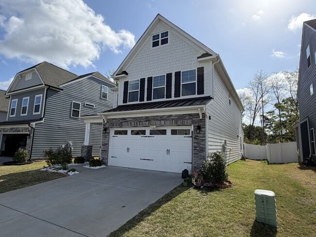 3851 Ctr Pl Dr in Harrisburg, NC - Building Photo - Building Photo