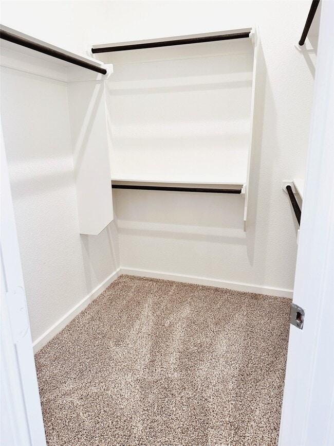 property at 967 Malibu Shr Ln