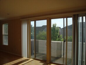 1040 Campoy St in Santa Rosa, CA - Building Photo - Building Photo
