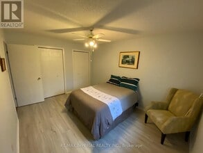 18 Helen St in Kawartha Lakes, ON - Building Photo - Building Photo