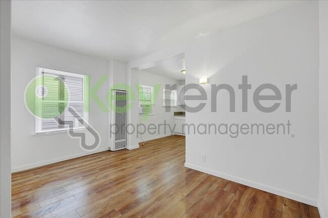 3102 1st Ave in Sacramento, CA - Building Photo - Building Photo