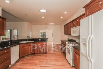 3504 Buckingham Ct SE in Olympia, WA - Building Photo - Building Photo