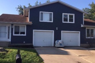 3125 W 66th St in Davenport, IA - Foto de edificio - Building Photo