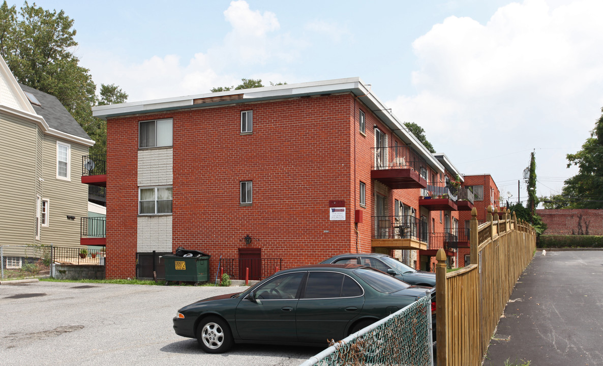 Waverly Gardens Apartments in Baltimore, MD - Building Photo