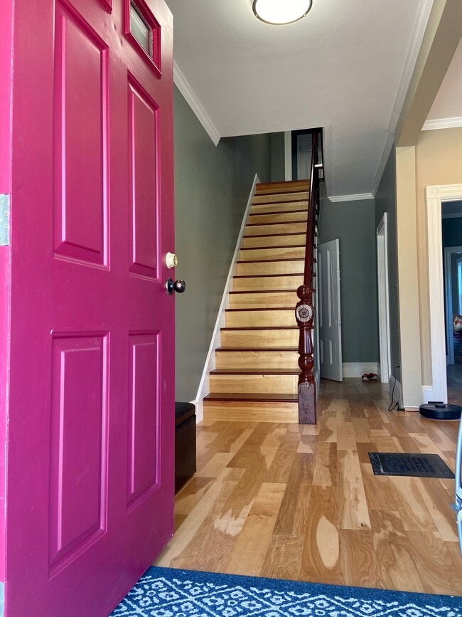 5 Sheridan Cir, Unit 5 in Winchester, MA - Building Photo - Building Photo