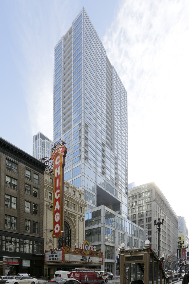 The Residences at the Joffrey Tower in Chicago, IL - Foto de edificio - Building Photo