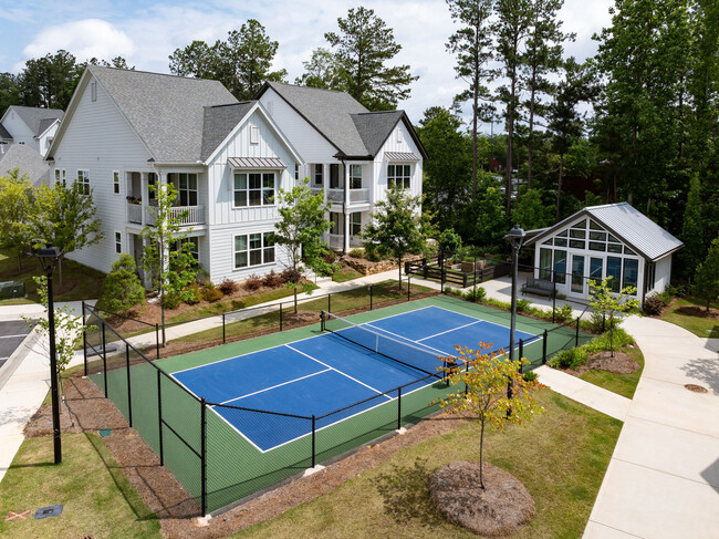 Hayloft Cottages Suwanee