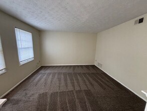 1400 Springleaf Cir SE in Smyrna, GA - Building Photo - Building Photo