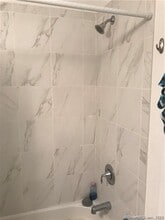 407 Copper Square Dr in Bethel, CT - Building Photo - Building Photo