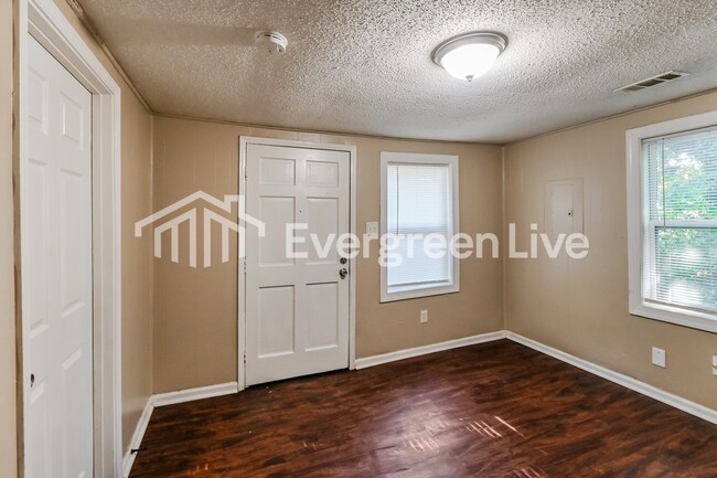 375 George Rd in Memphis, TN - Building Photo - Building Photo