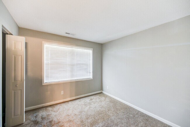 Triangle Park Apartments in Durham, NC - Building Photo - Building Photo