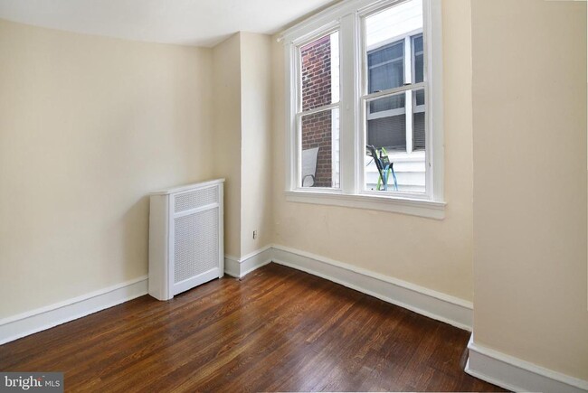 16 E Eagle Rd in Havertown, PA - Building Photo - Building Photo