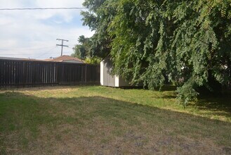15703 Palo Alto Ave in Chino Hills, CA - Building Photo - Building Photo