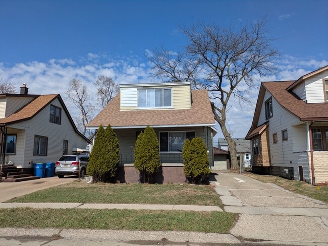 property at 7543 Cadillac Ave