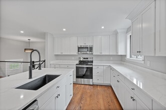 9149 Wintergreen Dr in West Chester, OH - Building Photo - Building Photo