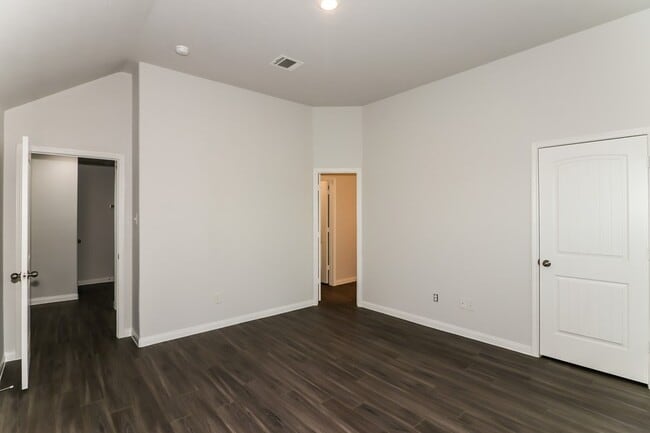 19423 Plantation Maple Dr