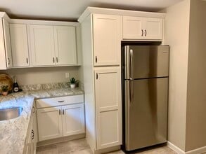 62 Cisar Rd, Unit 4 in Willington, CT - Building Photo - Building Photo