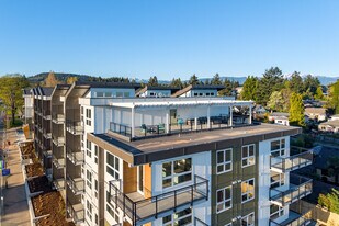Salish Sands in Parksville, BC - Building Photo