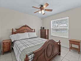 226 Windward Way in Davenport, FL - Building Photo