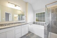 107 Alessandra Way photo'