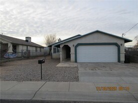 2824 Simms Ave in Kingman, AZ - Building Photo
