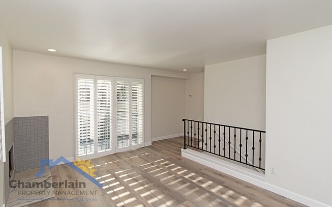 380 Hemlock Ave in Carlsbad, CA - Building Photo - Building Photo