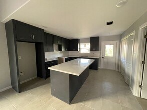 5521 Conroe St in Laredo, TX - Building Photo - Building Photo