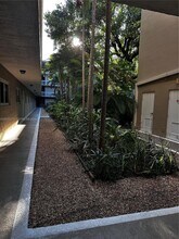 7705 Camino Real in Coral Gables, FL - Building Photo - Building Photo