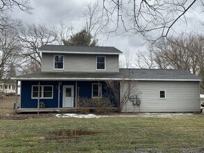 8850 66th St SE in Alto, MI - Building Photo - Building Photo