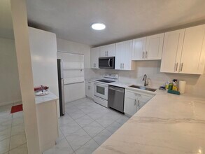 9187 Norte Lago in Boca Raton, FL - Building Photo - Building Photo