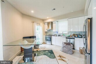 4613 Minnesota Ave NE in Washington, DC - Building Photo - Building Photo