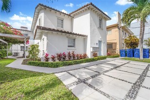 6966 Byron Ave in Miami Beach, FL - Building Photo