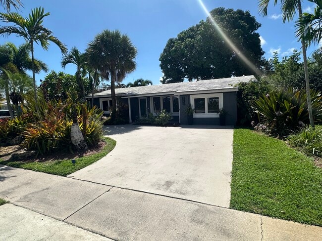 property at 1750 NE 40th St