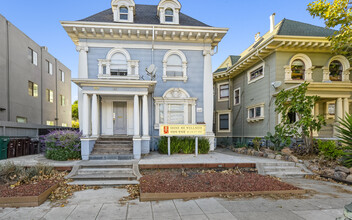 3227-3231 Telegraph Ave in Oakland, CA - Building Photo - Building Photo