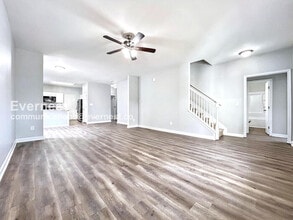 379 Yonkers Ave NW in Atlanta, GA - Building Photo - Building Photo