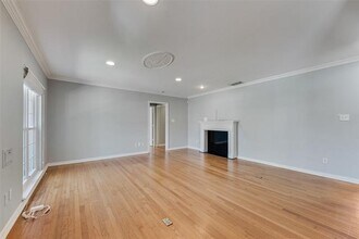 6050 Ellsworth Ave in Dallas, TX - Building Photo - Building Photo