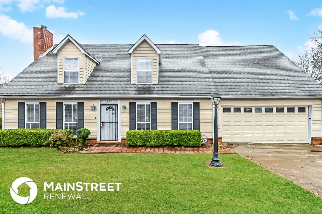 817 Rutland Dr in Southaven, MS - Building Photo