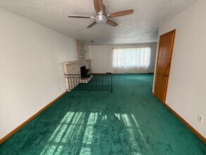 5020 Walnut in Canal Winchester, OH - Building Photo - Building Photo